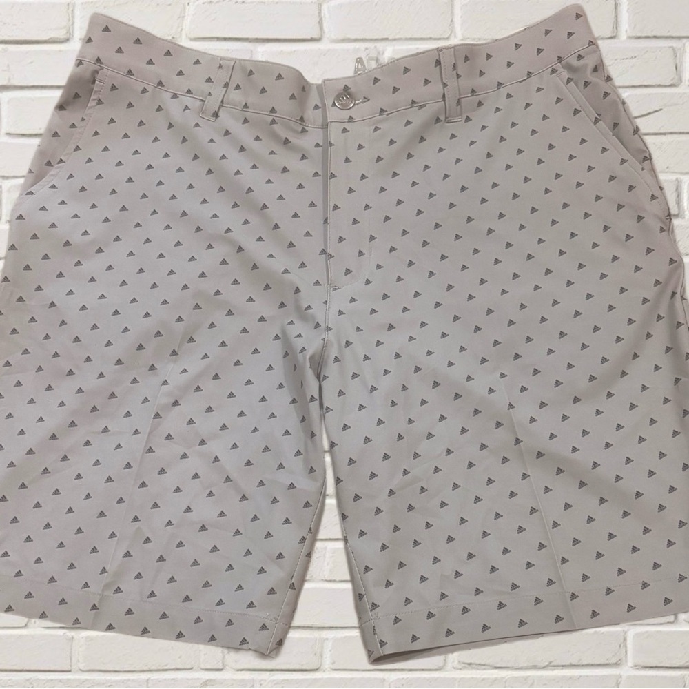 Adidas Men’s Golf Shorts Size 34 Flexible Quick Dry Casual Performance Stretch